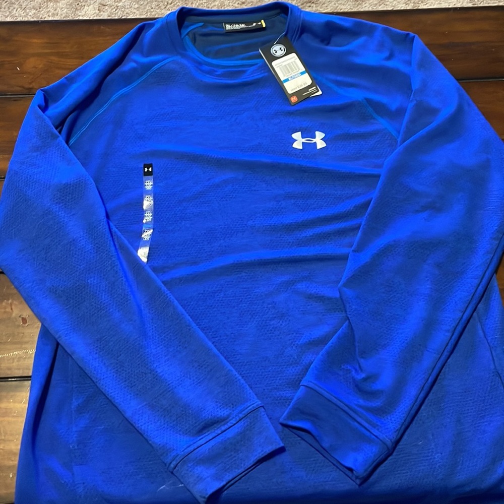 Under Armour long sleeve pullover